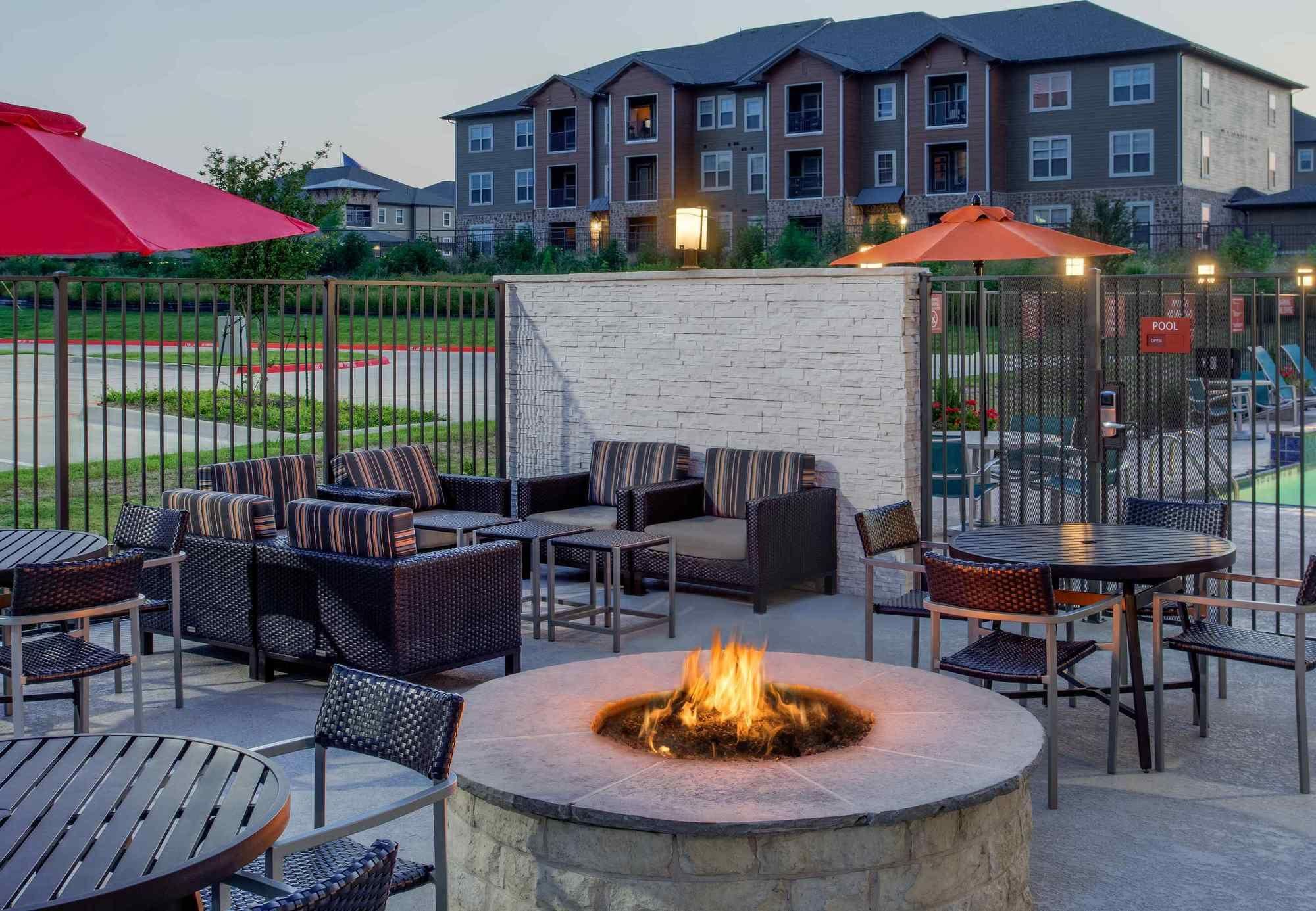 Towneplace Suites By Marriott Waco South Exterior photo